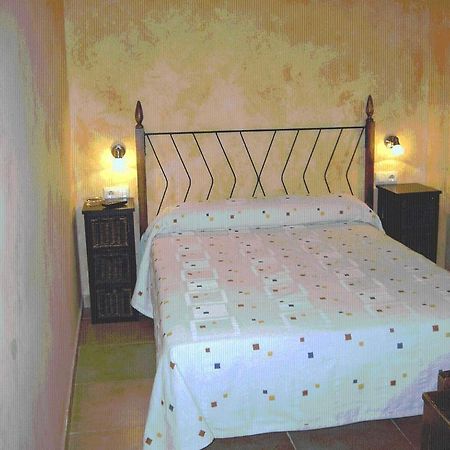 Hostal Valle Del Iregua Albelda De Iregua Rom bilde