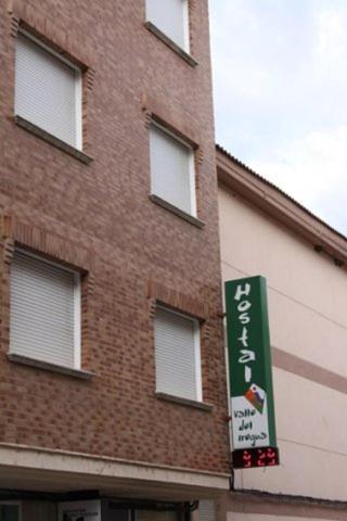 Hostal Valle Del Iregua Albelda De Iregua Eksteriør bilde